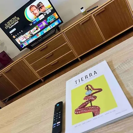 Canido, Casa De Invitados