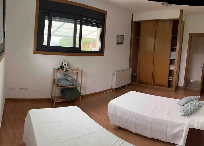 Canido, Casa De Invitados